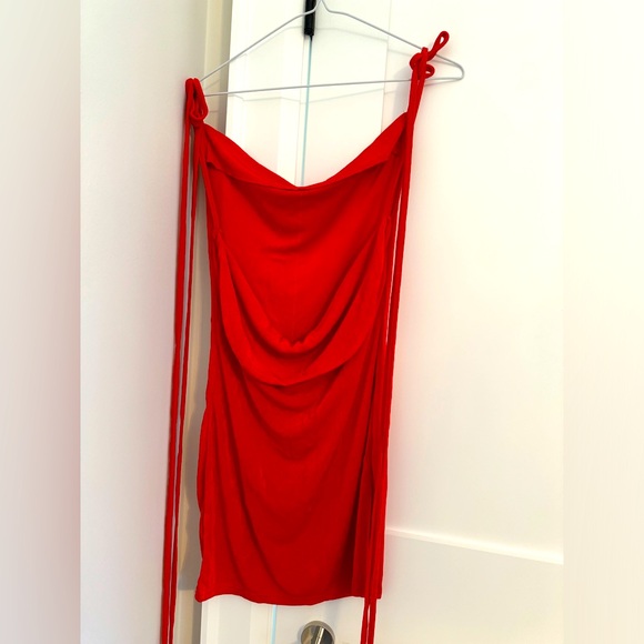 Red Mini Dress Open Back - Picture 2 of 2